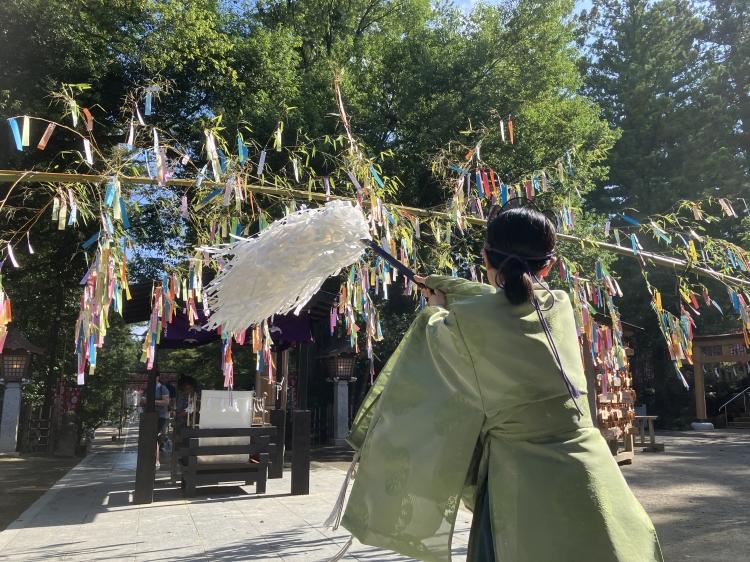 Prier au sanctuaire Osaki Hachiman