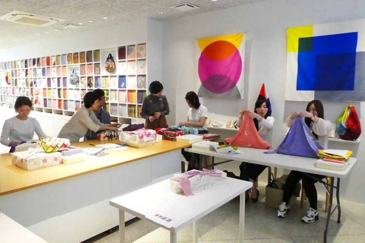 Ateliers en magasin où vous pourrez apprendre les techniques de nouage de base