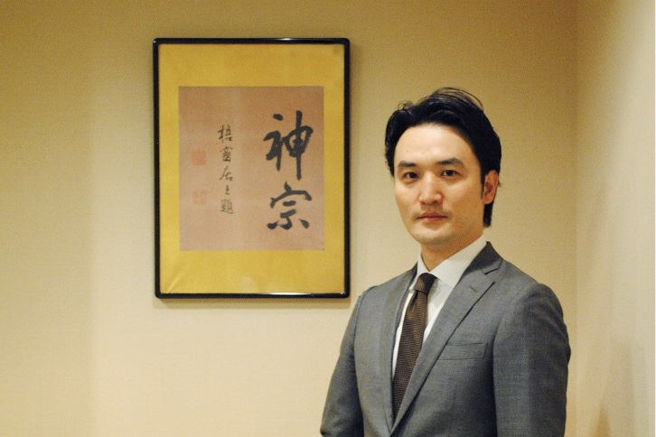 Cette fois-ci, nous nous sommes entretenus avec M. Koyama, président-directeur général de « Kamisou ».