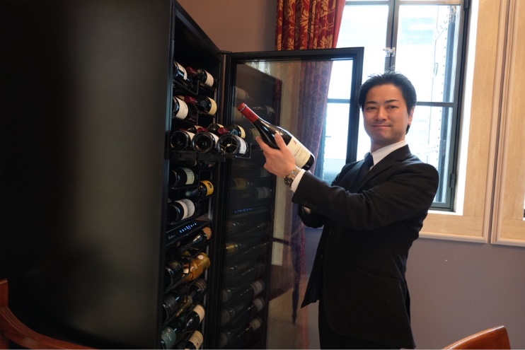 Ikuhiro Shibata, directeur de restaurant et sommelier